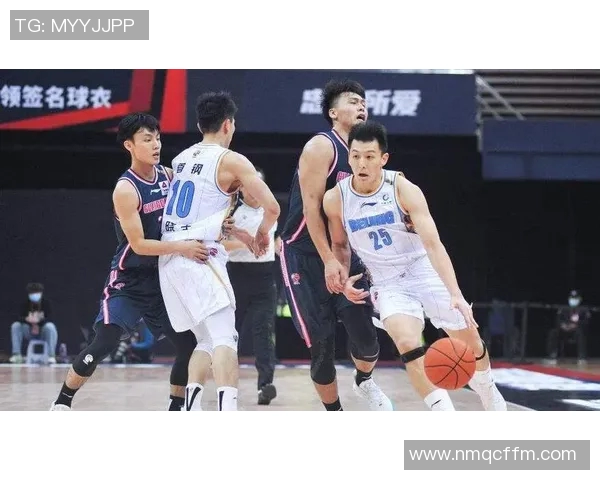 重庆篮球队阵地战分析：优劣势及未来发展方向探讨